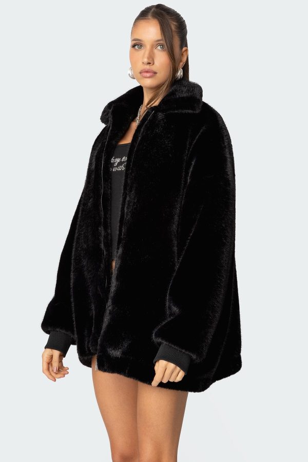 Taylor Oversized Faux Fur Jacket - Image 3