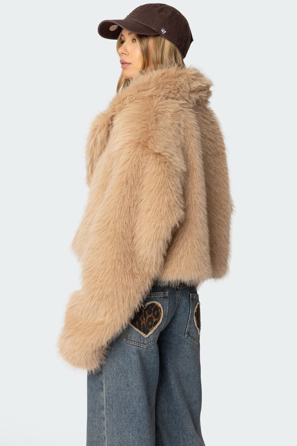 Sierra Oversized Faux Fur Jacket - Image 5